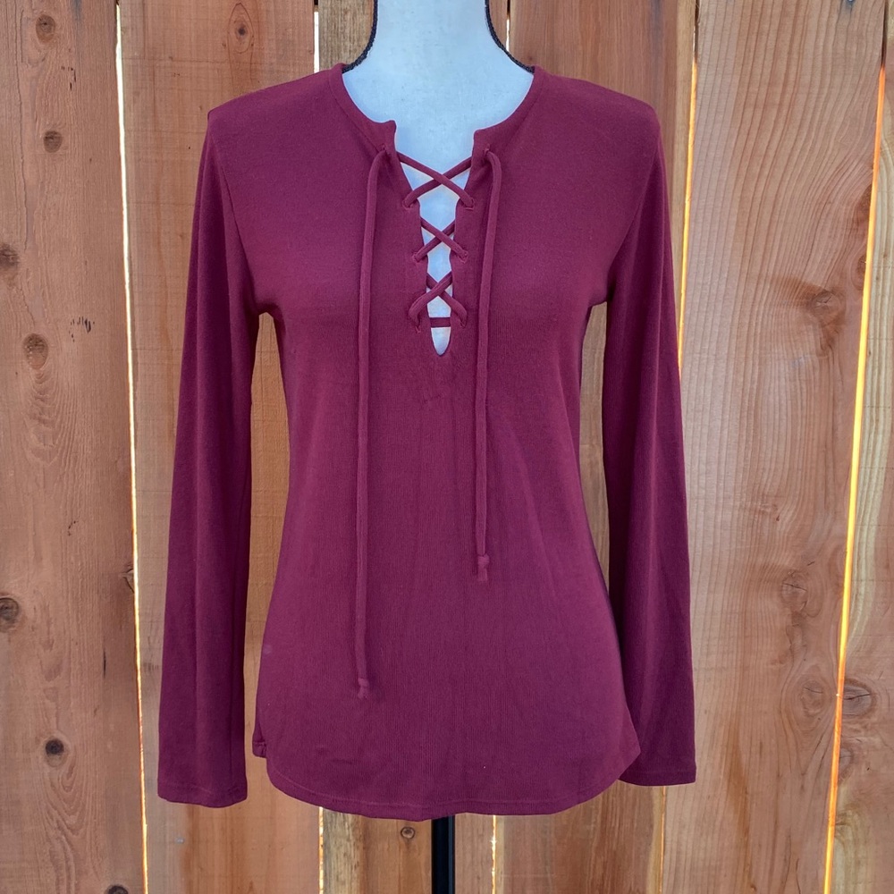 Go Couture lace up v neck long sleeves maroon